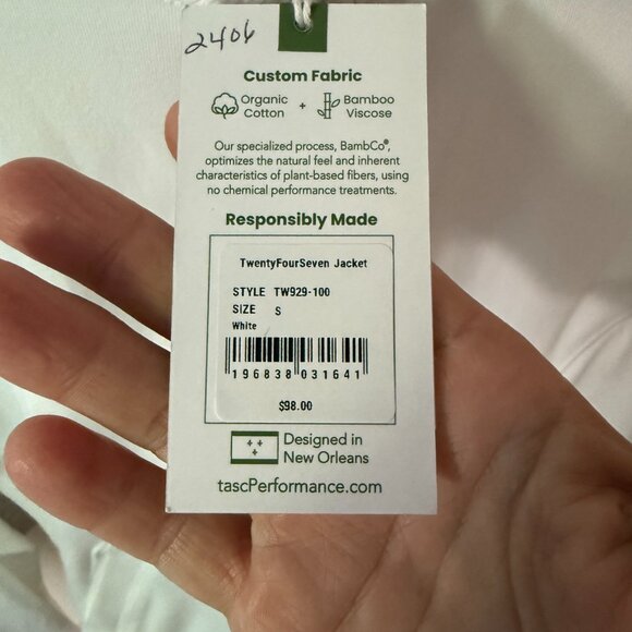 TASC PERFORMANCE BRAND NEW  TwentyFourSeven Lightweight Jacket NWT small - Picture 5 of 12